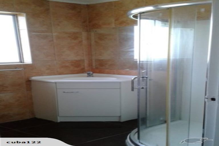 Photo of property in 105 Mahia Road, Wattle Downs, Auckland, 2103