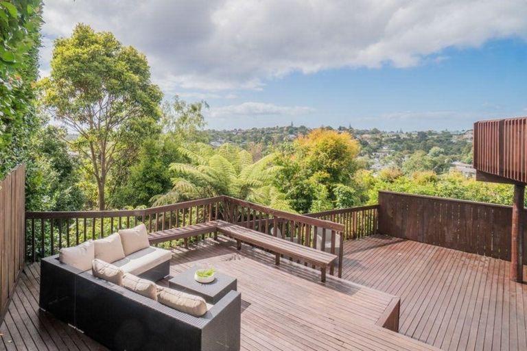 Photo of property in 13 Stredwick Drive, Torbay, Auckland, 0630