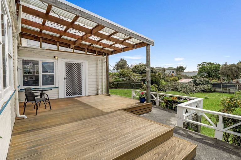 Photo of property in 12 May Street, Gonville, Whanganui, 4501