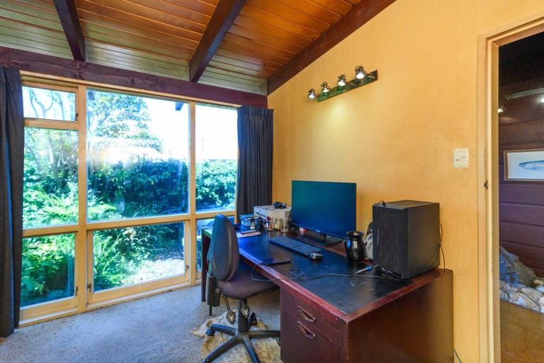 Photo of property in 27 East Street, Terrace End, Palmerston North, 4410