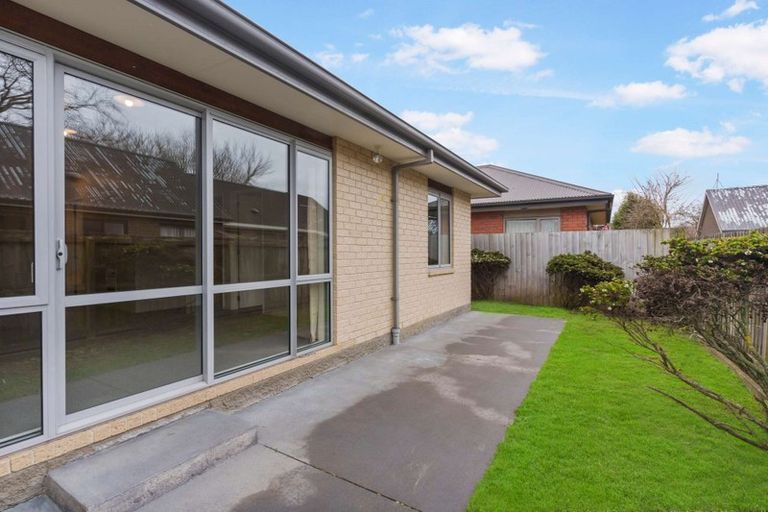 Photo of property in 8/10 Collins Street, Addington, Christchurch, 8024