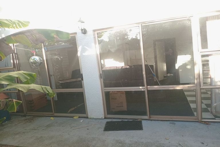 Photo of property in 16 Valhalla Drive, Beach Haven, Auckland, 0626