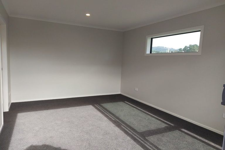 Photo of property in 41 Cynisca Crescent, Wallaceville, Upper Hutt, 5018