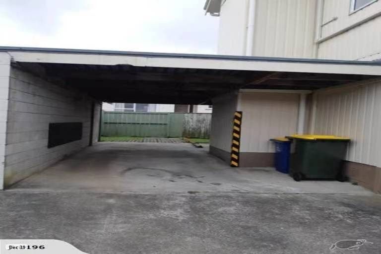 Photo of property in 1/47 Moire Road, Massey, Auckland, 0614