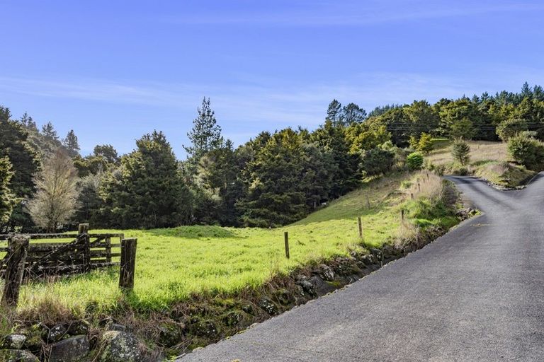 Photo of property in 43 Wood Road, Maungatapere, Whangarei, 0179