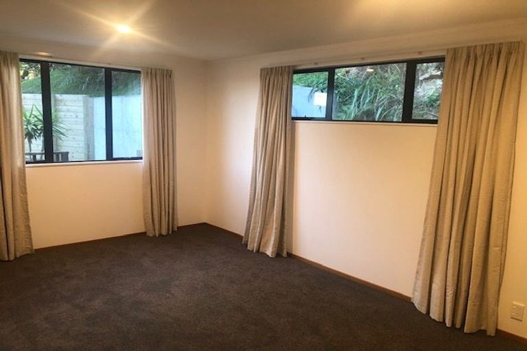 Photo of property in 3 Mace Street, Island Bay, Wellington, 6023