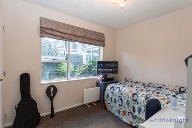 Photo of property in 292a Wainoni Road, Avondale, Christchurch, 8061