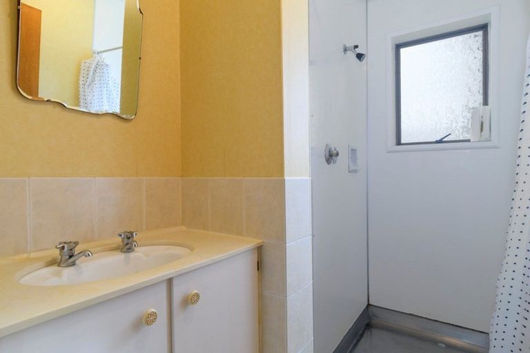 Photo of property in 55 Omokoroa Road, Omokoroa, 3114