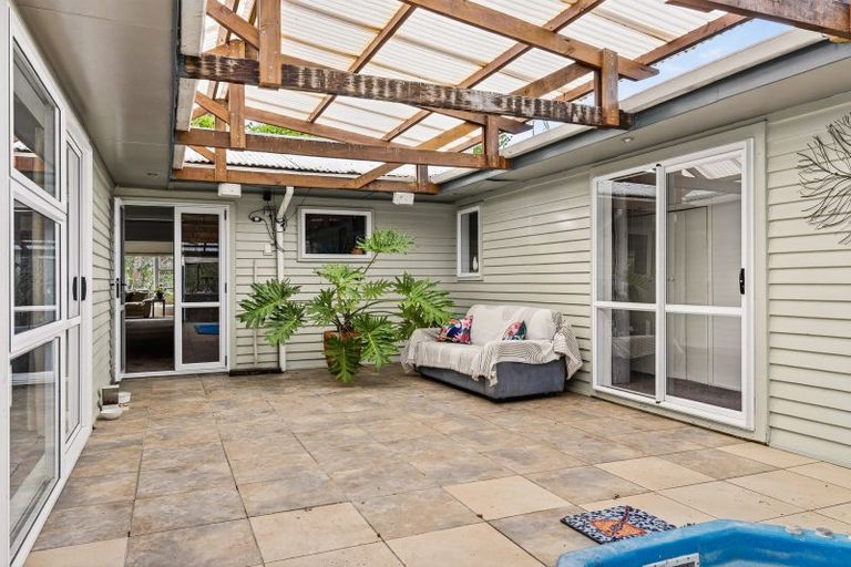 Photo of property in 8 Ingram Road, Waerengaahika, Gisborne, 4071