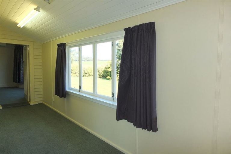 Photo of property in 522 Pleasant Point Highway, Levels, Timaru, 7975