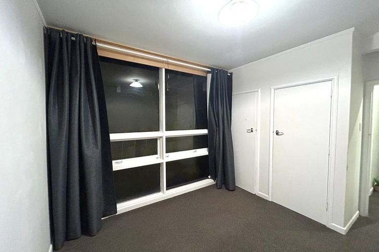 Photo of property in 133b Glenmore Street, Kelburn, Wellington, 6012