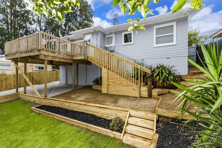 Photo of property in 36 Paramu Avenue, Birkdale, Auckland, 0626