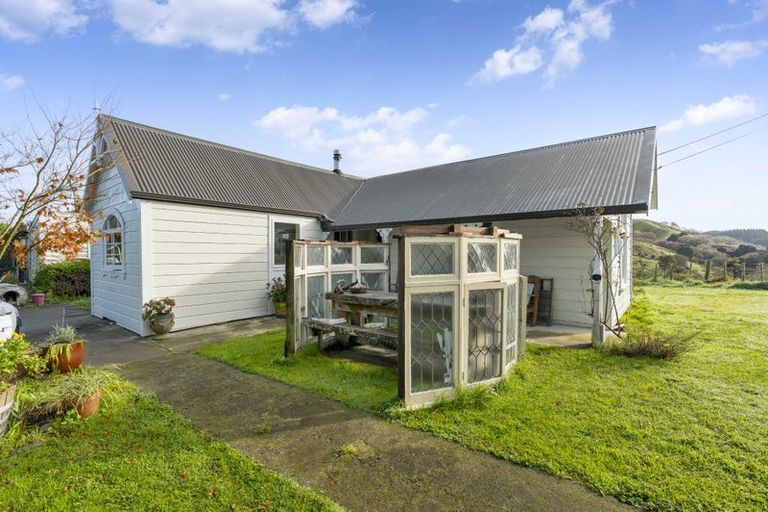 Photo of property in 1453a Masterton Castlepoint Road, Tauweru, Masterton, 5889