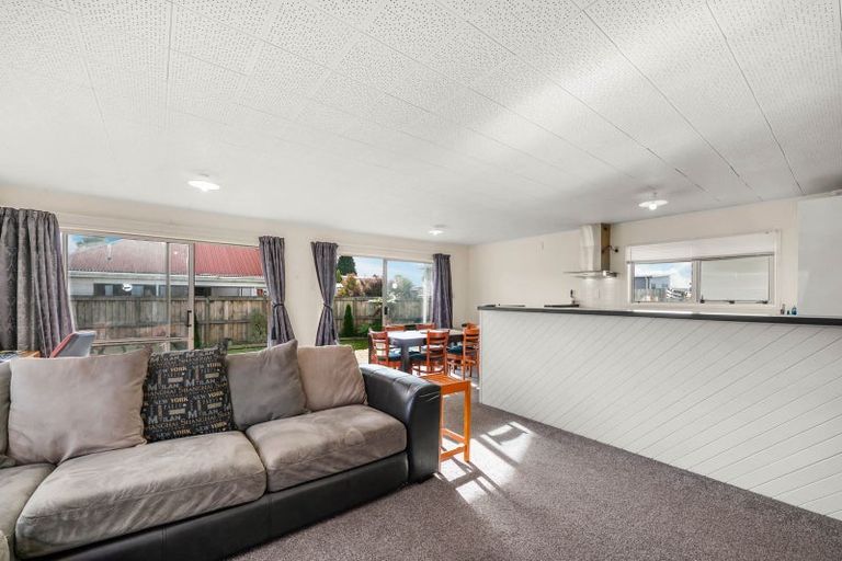 Photo of property in 18a Monokia Street, Fairy Springs, Rotorua, 3015