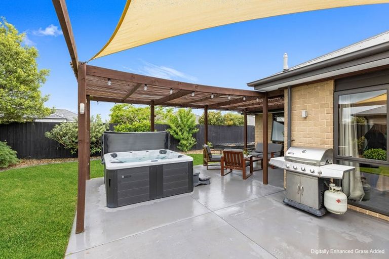 Photo of property in 5 Bradbury Avenue, Rolleston, 7614