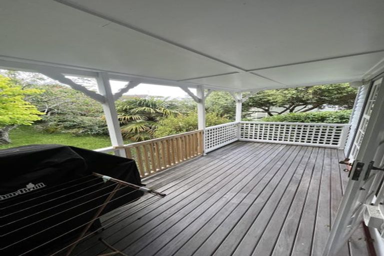 Photo of property in 118 Matatua Road, Raumati Beach, Paraparaumu, 5032