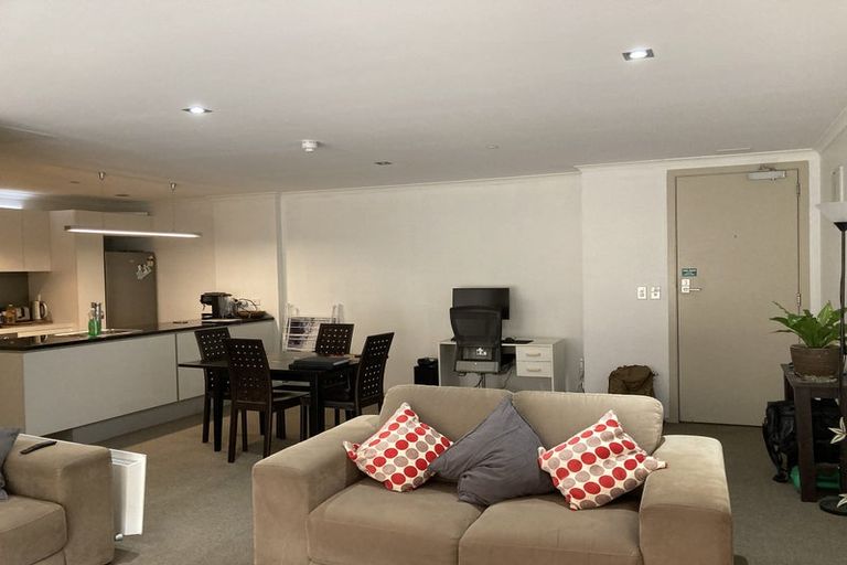 Photo of property in Bellagio Apartments, 3c/39 Taranaki Street, Te Aro, Wellington, 6011