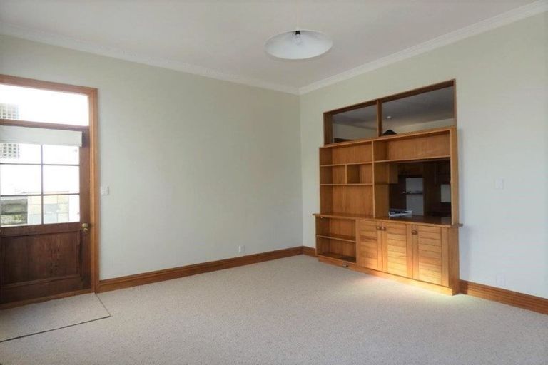 Photo of property in 9b Hay Street, Oriental Bay, Wellington, 6011