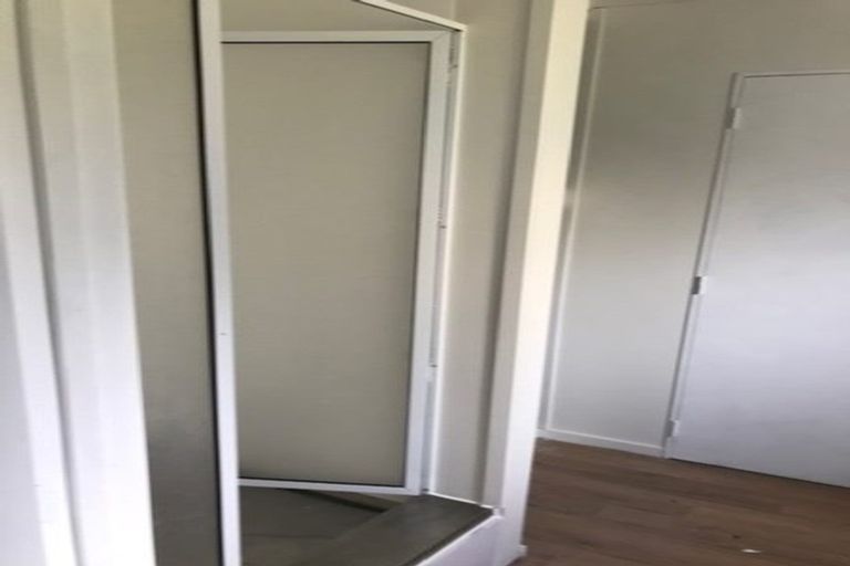 Photo of property in 26 Ferry Parade, Herald Island, Auckland, 0618