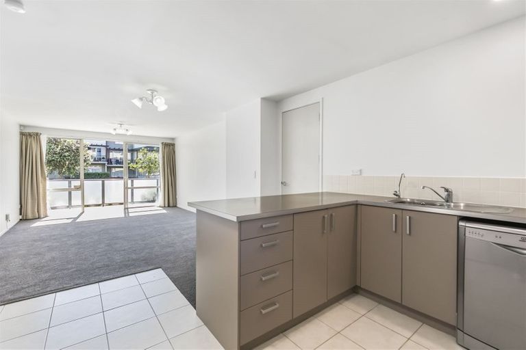 Photo of property in 2/23 Opito Way, East Tamaki, Auckland, 2013