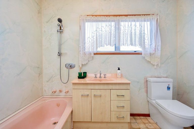 Photo of property in 83 Church Street, Onerahi, Whangarei, 0110