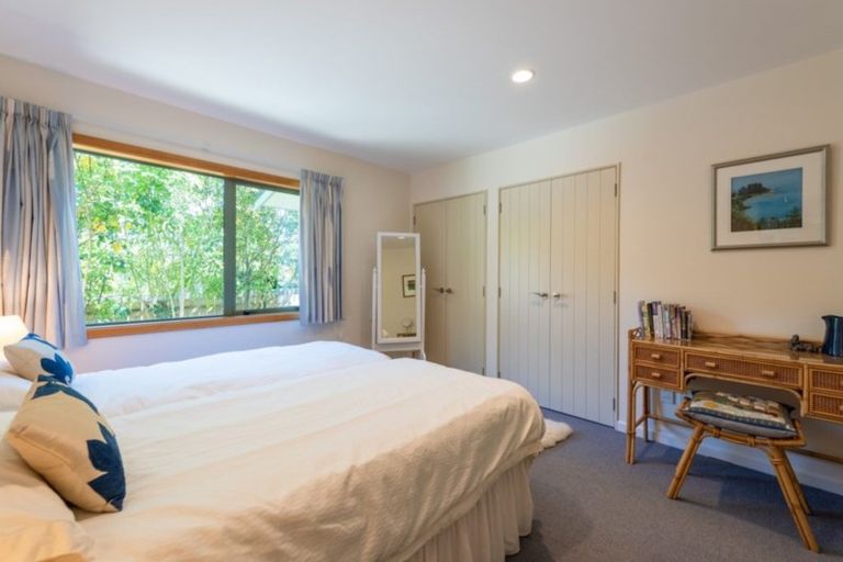 Photo of property in 10 Moreland Place, Mapua, 7005