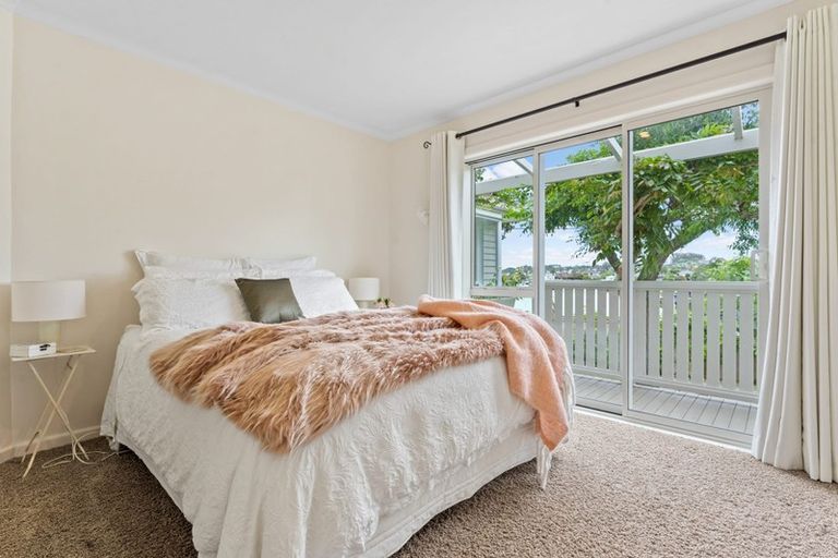 Photo of property in 31 Hythe Terrace, Mairangi Bay, Auckland, 0630