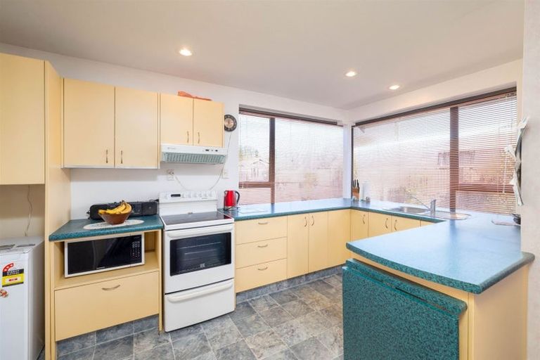 Photo of property in 1/62 Bowhill Road, New Brighton, Christchurch, 8083