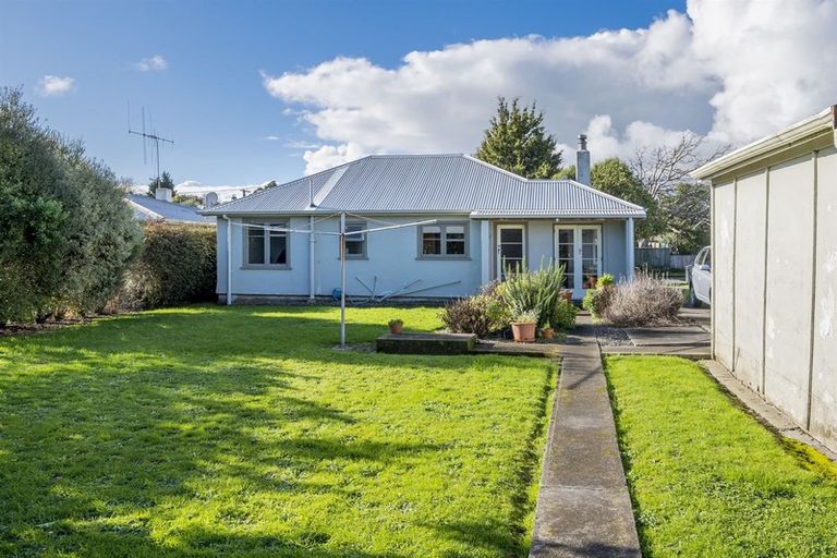 Photo of property in 11 Totara Street, Otaki, 5512