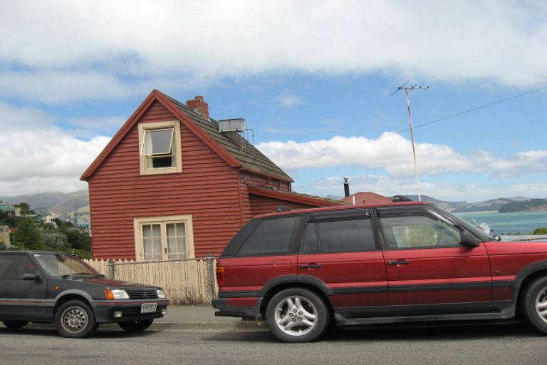 Photo of property in 9 Exeter Street, Lyttelton, 8082