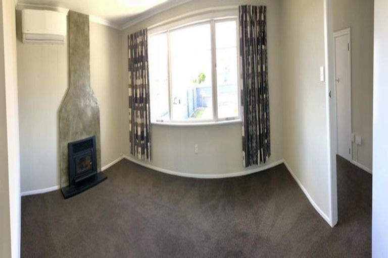 Photo of property in 35 Kettle Avenue, Awapuni, Palmerston North, 4412