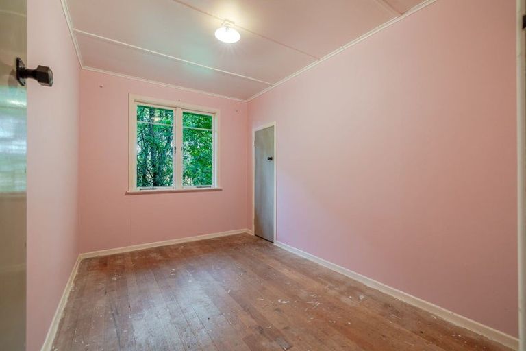 Photo of property in 111 Hinemoa Valley Road, Kaitawa, Pahiatua, 4981