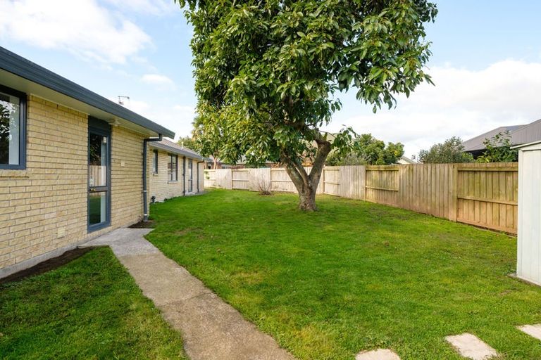 Photo of property in 11 Castlewold Place, Huntington, Hamilton, 3210