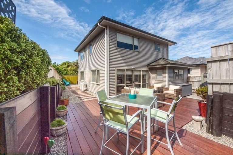 Photo of property in 4a Erlestoke Crescent, Churton Park, Wellington, 6037