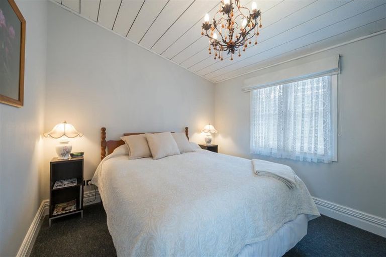 Photo of property in 102 Point Road, Monaco, Nelson, 7011