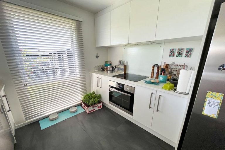 Photo of property in 6 Bofors Close, Wigram, Christchurch, 8042