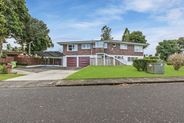 Photo of property in 1 Bushlands Place, Opaheke, Papakura, 2113