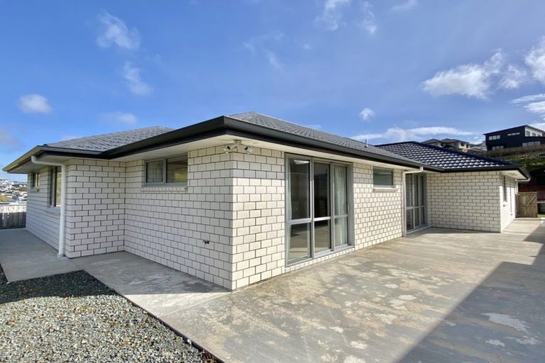 Photo of property in 106 Melksham Drive, Churton Park, Wellington, 6037