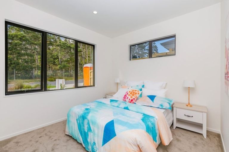 Photo of property in 89 Nobilo Road, Kumeu, 0810