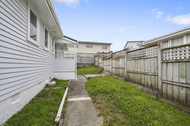 Photo of property in 30 Matatiro Street, Titahi Bay, Porirua, 5022