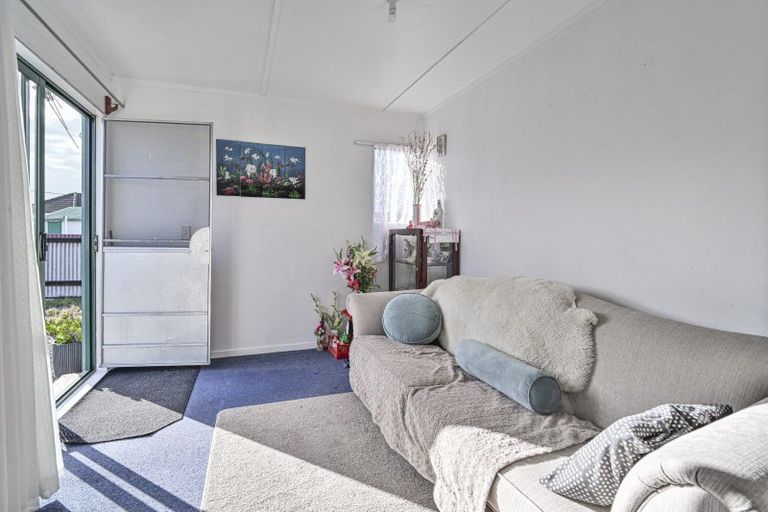 Photo of property in 407 Montgomery Street, Raureka, Hastings, 4120