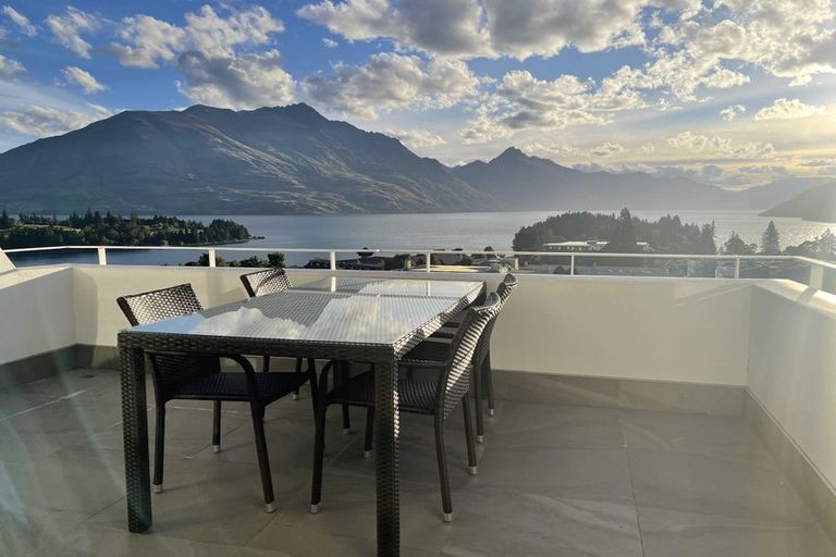 Photo of property in 9b York Street, Queenstown, 9300