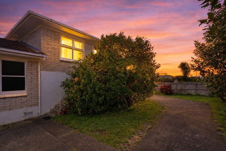 Photo of property in 3/24 Taharoto Road, Takapuna, Auckland, 0622