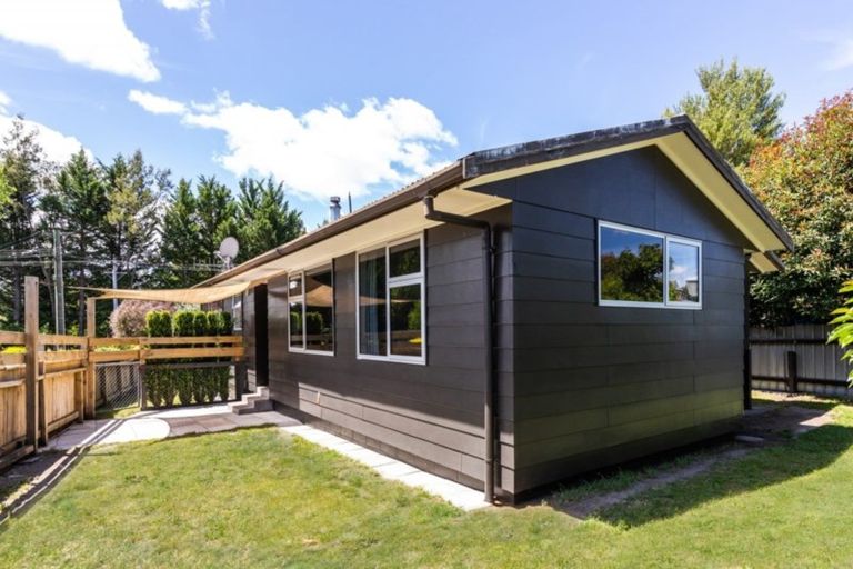 Photo of property in 1/155 Tauhara Road, Tauhara, Taupo, 3330