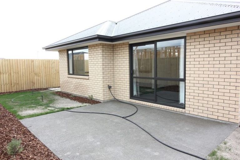 Photo of property in 19 Kendon Drive, Rolleston, 7614