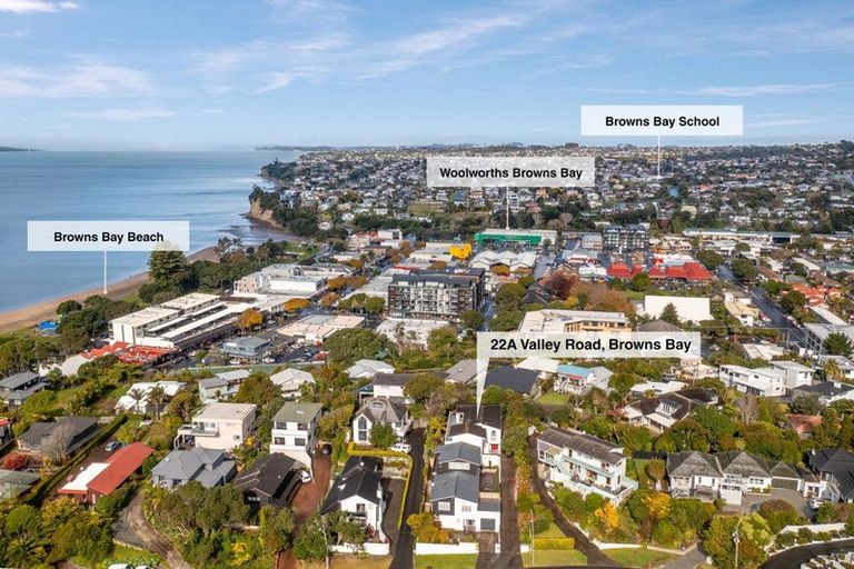 Photo of property in 2/22 Valley Road, Browns Bay, Auckland, 0630