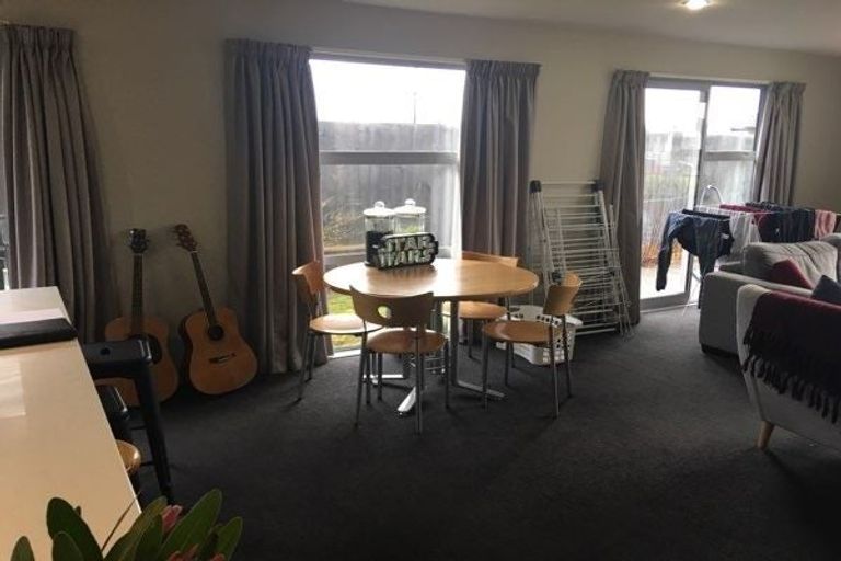 Photo of property in 4 Robalan Close, Halswell, Christchurch, 8025