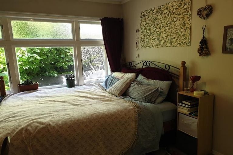 Photo of property in 94 Holloway Road, Aro Valley, Wellington, 6021