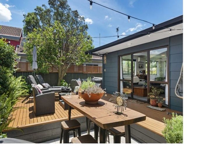 Photo of property in 11 Brinkley Road, Otumoetai, Tauranga, 3110