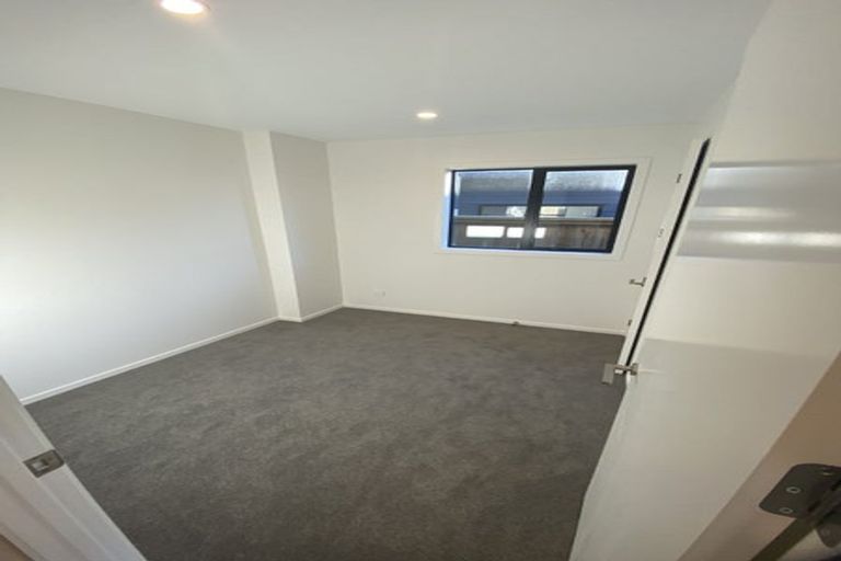 Photo of property in 27 Kano Way, Hobsonville, Auckland, 0616